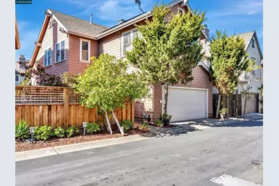 2036 Serra Ln, Hercules, CA 94547 - Photo 24