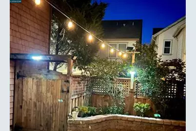 2036 Serra Ln, Hercules, CA 94547 - Photo 4