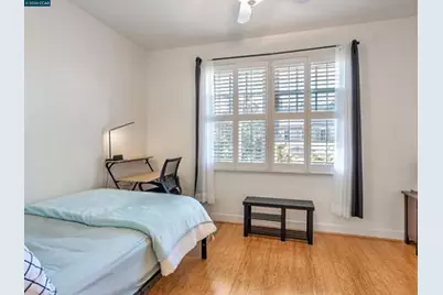 2036 Serra Ln, Hercules, CA 94547 - Photo 12