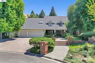 28 Harrington Rd, Moraga, CA 94556 - Photo 2