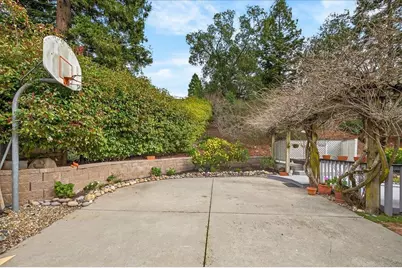 28 Harrington Rd, Moraga, CA 94556 - Photo 48