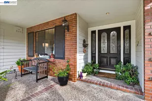 28 Harrington Rd, Moraga, CA 94556 - Photo 1