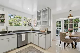 5922 Bruns Ct, Oakland, CA 94611 - Photo 24