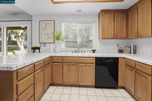 4807 Silver Hill Ct, Antioch, CA 94531 - Photo 16