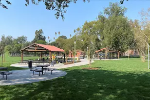 614 28th St, Sacramento, CA 95816 - Photo 40