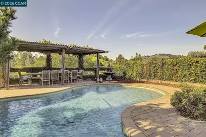 1375 El Curtola Blvd, Lafayette, CA 94549 - Photo 36