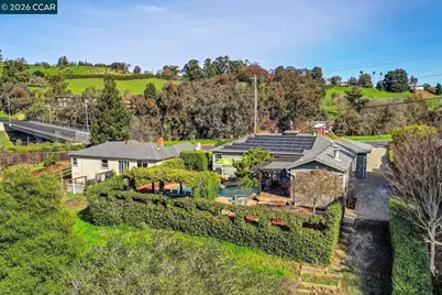 1375 El Curtola Blvd, Lafayette, CA 94549 - Photo 48