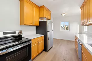 10200 Royal Ann St, Oakland, CA 94603 - Photo 14