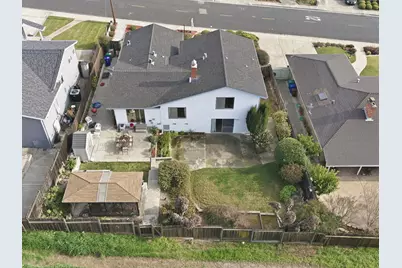 836 Hawthorne Dr, Rodeo, CA 94572 - Photo 58