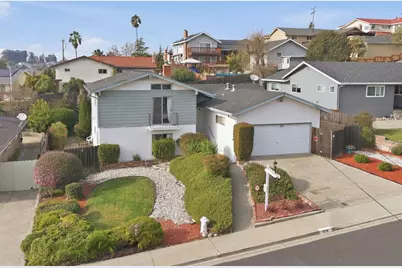 836 Hawthorne Dr, Rodeo, CA 94572 - Photo 12