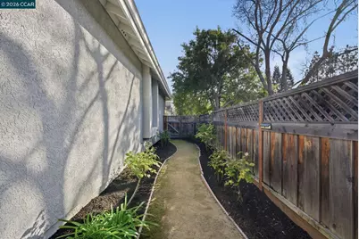300 Bonaire Ct, Danville, CA 94506 - Photo 32