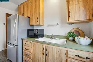 871 Merle Ave, Martinez, CA 94553 - Photo 14