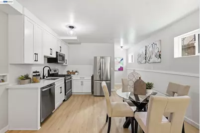 335 Hanover Ave, Oakland, CA 94606 - Photo 32