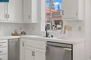 5913 Horsemans Canyon Dr, Walnut Creek, CA 94595 - Photo 12