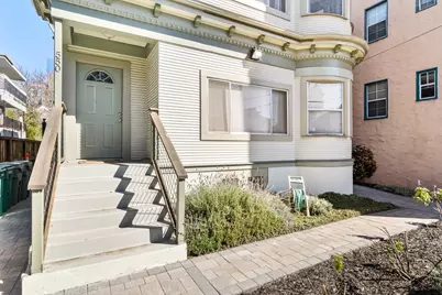 548 37th St, Oakland, CA 94609 - Photo 4