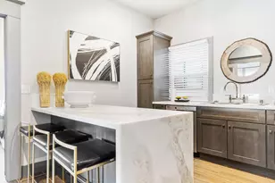 548 37th St, Oakland, CA 94609 - Photo 20