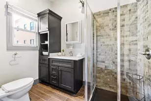 548 37th St, Oakland, CA 94609 - Photo 22