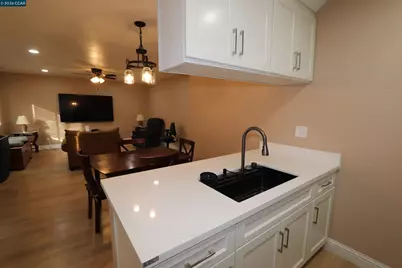 2209 Peppertree Way #1, Antioch, CA 94509 - Photo 4