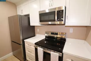 2209 Peppertree Way, Antioch, CA 94509 - Photo 10