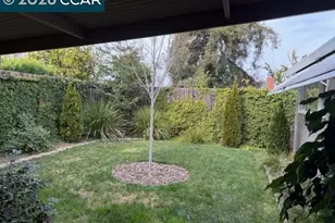 3179 Meadowbrook Dr, Concord, CA 94519 - Photo 2