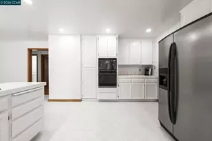 20 Elton Ct, Pleasant Hill, CA 94523 - Photo 8