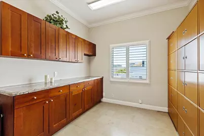 212 9th St, Oakland, CA 94607 - Photo 14