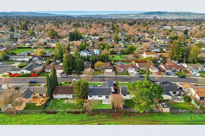 1832 Elkwood Dr, Concord, CA 94519 - Photo 42