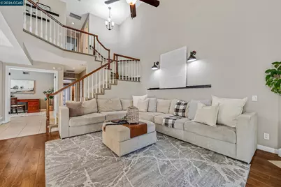 60 Rainbow Cir, Danville, CA 94506 - Photo 1