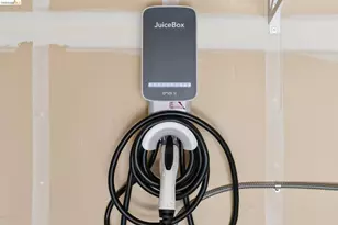 6466 Bayview Dr, Oakland, CA 94605 - Photo 50