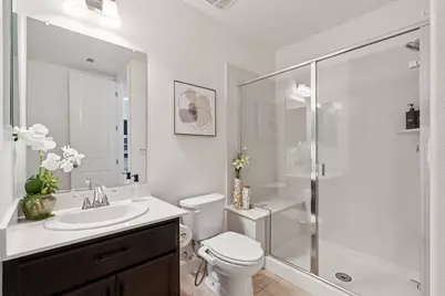 6466 Bayview Dr, Oakland, CA 94605 - Photo 44