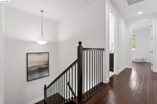 6466 Bayview Dr, Oakland, CA 94605 - Photo 26