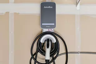 6466 Bayview Dr, Oakland, CA 94605 - Photo 50