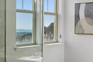 6466 Bayview Dr, Oakland, CA 94605 - Photo 32