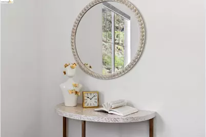 6466 Bayview Dr, Oakland, CA 94605 - Photo 40