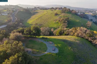 6010 Kolb Ranch Dr, Pleasanton, CA 94588 - Photo 58