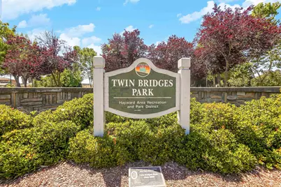 327 Brookview Way, Hayward, CA 94544 - Photo 42