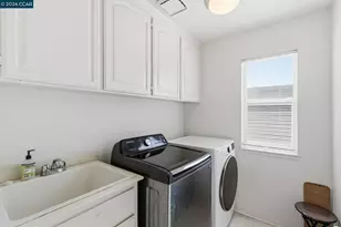 2057 Crater Peak Way, Antioch, CA 94531 - Photo 30