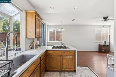 2057 Crater Peak Way, Antioch, CA 94531 - Photo 22