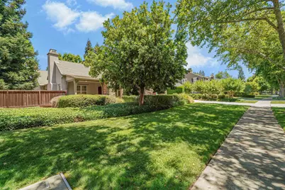 1993 Fairway Oaks Dr, Ripon, CA 95366 - Photo 60