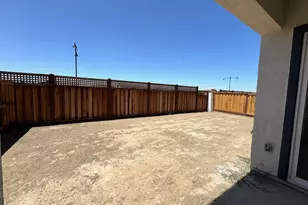 17585 Bushwick Ln, Lathrop, CA 95330 - Photo 2