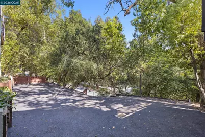 39 Saint Stephens Dr, Orinda, CA 94563 - Photo 36