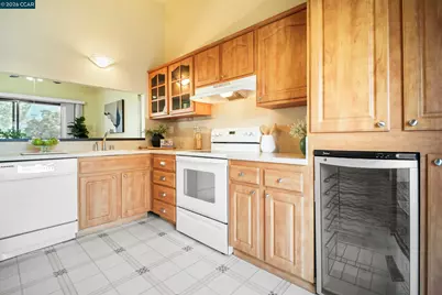 1487 Ashwood Drive, Martinez, CA 94553 - Photo 10