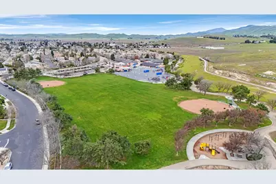 1127 Meadow Drive, Livermore, CA 94551 - Photo 40