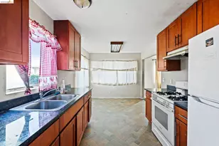 118 Maine Ave, Richmond, CA 94804 - Photo 12