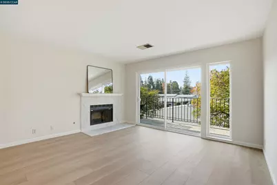 1077 Wesley Ct #7, Walnut Creek, CA 94597 - Photo 2