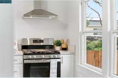 2142 Grant St, Concord, CA 94520 - Photo 14