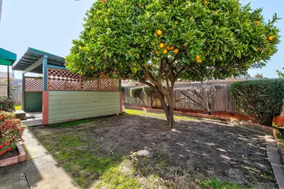 17437 Via Frances, San Lorenzo, CA 94580 - Photo 16