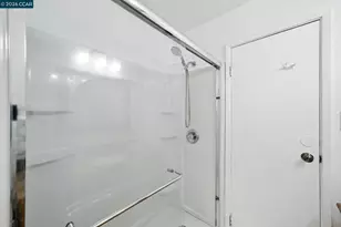 1014 Bancroft Rd, Concord, CA 94518 - Photo 28