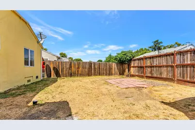 528 La Prenda Dr, Oakland, CA 94603 - Photo 28