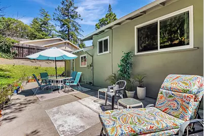 2048-2050 Donald Dr, Moraga, CA 94556 - Photo 12